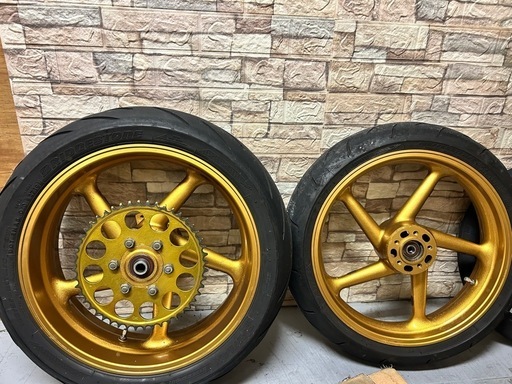 マービック！鍛造マグネシウムホイール！ゴールド！スプロケ、専用カラー付属^ ^