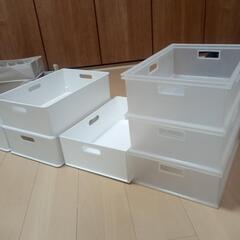 プラケース