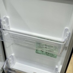冷蔵庫【配達無料お届け設置出来ます💫都内近郊🚚】✨信頼の三菱製売筋人気モデル✨除菌クリーニング済の極美品✨他にも冷蔵庫.洗濯機.電子レンジ.オーブン電子レンジ.炊飯器.テーブル&椅子.机&チェアー.ベット&マットレス.ドレッサーなど多種多様な美品が有ります✨お気軽にお問い合わせ下さい💫の画像