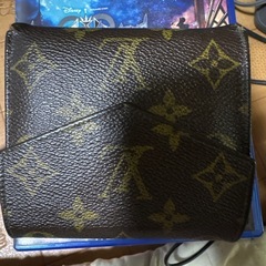 LOUIS VUITTON財布の画像