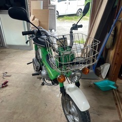 シャリィ