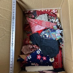 和柄　はぎれ　古いです。パッチワークなどにの画像