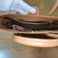 ROYAL HIGHNESS レザーバッグの画像
