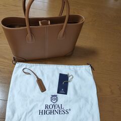 ROYAL HIGHNESS レザーバッグの画像