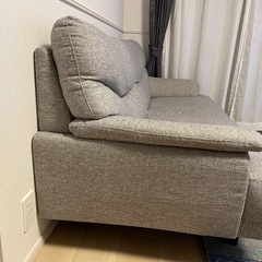 ソファの画像