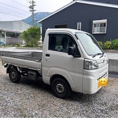 ハイゼット　軽トラ　ダンプ　4WD  5MT  ダイハツ