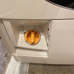 ドラム式洗濯機　HITACHI 洗濯11kg 乾燥6.0kg 2016年　各種ホース付 の画像