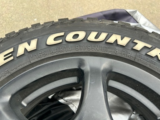 タイヤ　ホイール　
nv200 トーヨータイヤ