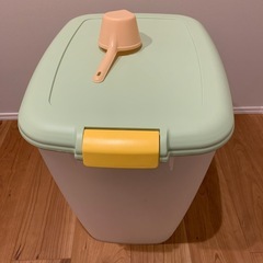 ペットフード ストッカー 保存容器 アイリスオーヤマ