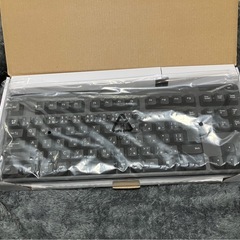 パソコン　有線キーボードの画像