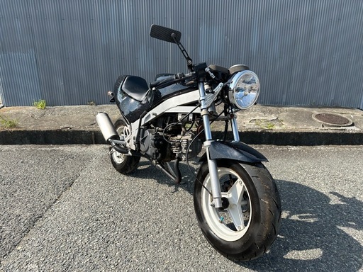 まだお取引可能！　SUZUKI ギャグ カスタム 外装塗装済み 配送可能ですのでご相談ください！普通車、原付免許で乗れるミッション車！　写真多数あり