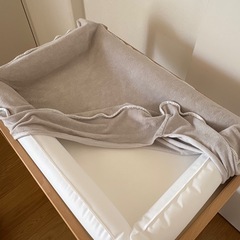 【美品】IKEA オムツ替え台の画像
