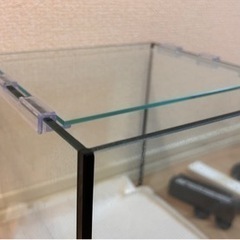20cmキューブ水槽セットの画像