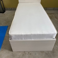 シングルベッドマットレス付き　引き出し