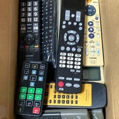 リモコンなど小型家電まとめて