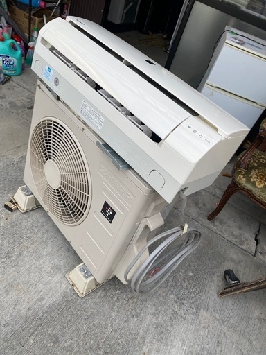 取り付け工事込み金額 シャープ 【エアコン】高濃度プラズマクラスター7000搭載SHARP おもに6畳用（ホワイト系） AY-F22S-W 取り付け工事込み金額 シャープ 【エアコン】高濃度プラズマクラスター