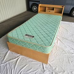 シングルベット　シングルベット　マット付き　スレあります　目立つ...