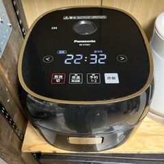 Panasonicパナソニック　IH炊飯器 3.5合炊き　ブラッ...