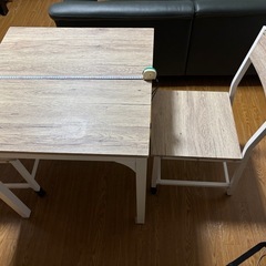 ダイニングテーブル•チェア