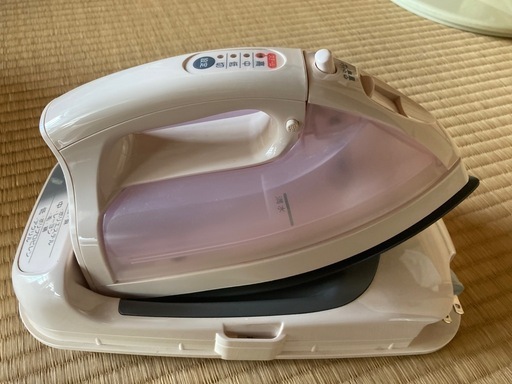 コードレススチームアイロン ナショナル NI-SL33 96年製 セパレ ピンク