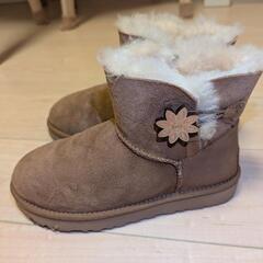 UGG ムートンブーツ　23センチ