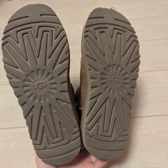 UGG ムートンブーツ　23センチの画像