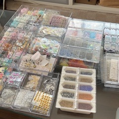 西船橋（千葉県）✨レジン教室🍀くすみカラーのアルファベットキーホルダー(*^^*)※ティータイム付き💖の画像