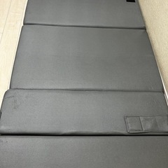 ソファになるマットレス セミダブルの画像