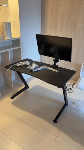 デスク・モニターセット（LG4kモニター）