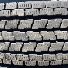 YOKOHAMA 195/80R15 23年製　冬タイヤ