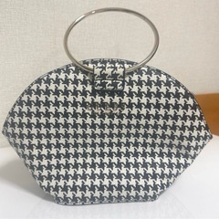 GUESS ブランドバッグ ショルダーバッグ 千鳥柄