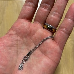 ブレスレットの画像