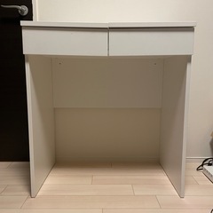 ドレッサー　化粧台　ikeaの画像