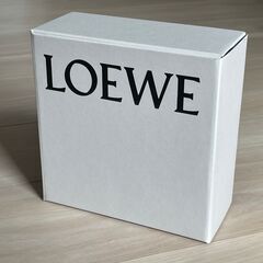 LOEWE 空き箱（美品、2025年6月免税店にて購入）の画像