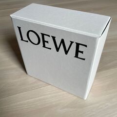 LOEWE 空き箱（美品、2025年6月免税店にて購入）の画像