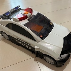 デカパトロールかカー