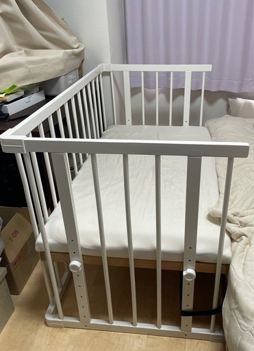 ベビーベッド　färska ファルスカ ベッドサイドベッド03 ホワイト　マットレス&防水キルトパッド付