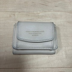 3COINS スリーコインズ　ミニウォレット