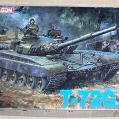 DORAGON　T-72G/M戦車　プラモデル、