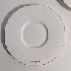 GIVENCHY ソーサー×2 カップ皿の画像