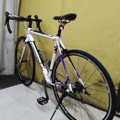 ★お取引可★Cannondale🇺🇸ロードカスタム 165cm～ 16段変速 前後タイヤ🆕 極上車 配達可の画像