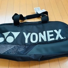 新品未使用 
 ヨネックス　ラケットバッグ BAG2401W 