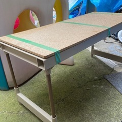 手作りテーブルの画像