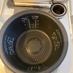 スチーム加熱付き圧力IH炊飯器の画像