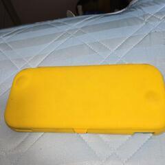 任天堂スイッチライトの画像