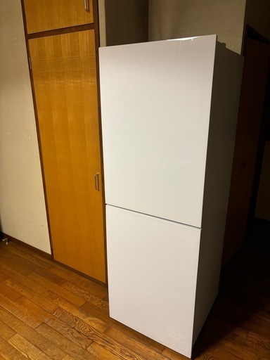 ツインバード冷蔵庫 白 HR-E923W
