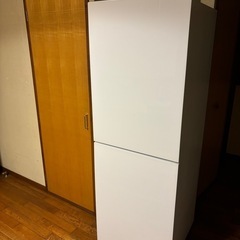 ツインバード冷蔵庫 白 HR-E923W
