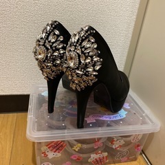 新品 黒ハイヒール 多分24cmの画像
