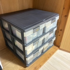 衣装ケース　キャスター付きの画像