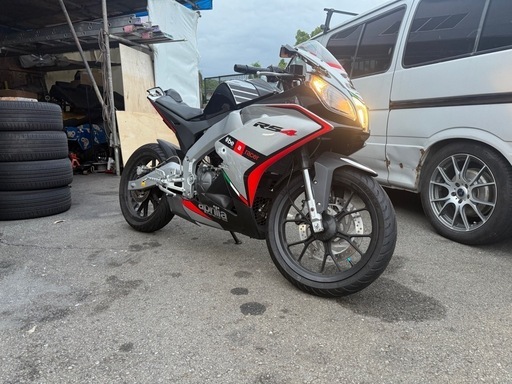 何でもお問い合わせ下さい！アプリリア　RS4 RS125 ちょいカスタム　2オーナー　低走行　交換可能